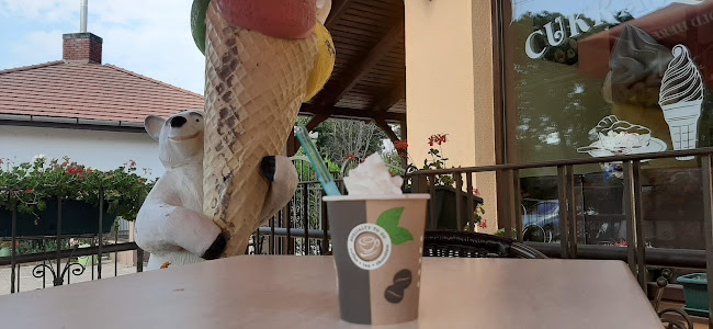 Mandula Cukrászda és Fagyizó