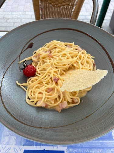 Opinii despre Sophie Budapest în Budapest - Vendéglátás