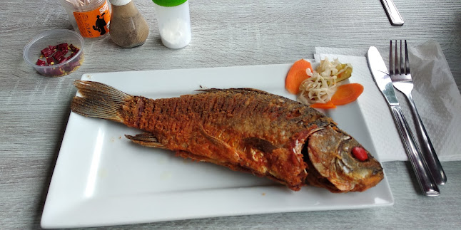 Opinii despre 33-as Büfé és Halsütöde în Tiszafüred - Vendéglátás