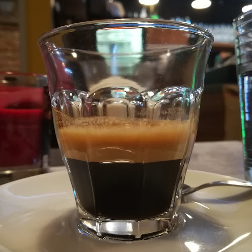 Pécs, Ferencesek utcája 5, 7621