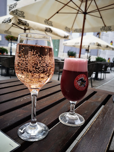 Comentarii opinii despre Ahoj - Söröző a Prágához