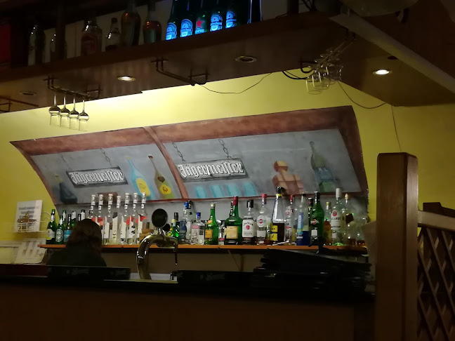 Labirintus Pizzéria - Vendéglátás