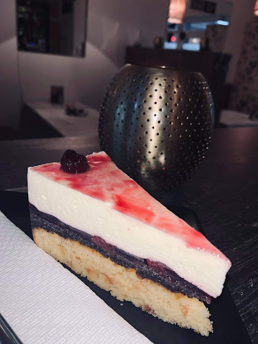 Pápa, Piac tér, 8500