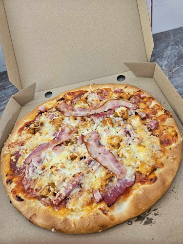 Szélkakas Étterem/Rátóti's Hell's Kitchen/