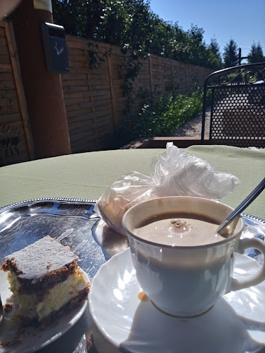 Opinii despre Szent Erzsébet Pékség în Gyarmat - Vendéglátás