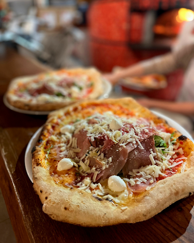 Comentarii opinii despre Pizzeria Mamma Napoli