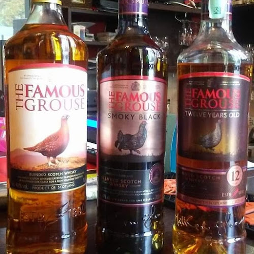 Opinii despre London Pub în Kaposvár - Vendéglátás