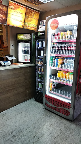 Opinii despre HappyHOT Pizza Zalaegerszeg în Zalaegerszeg - Vendéglátás