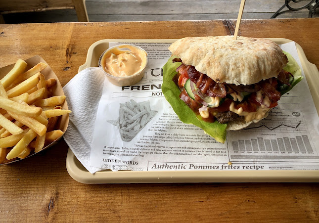 Antik faloda - Vendéglátás