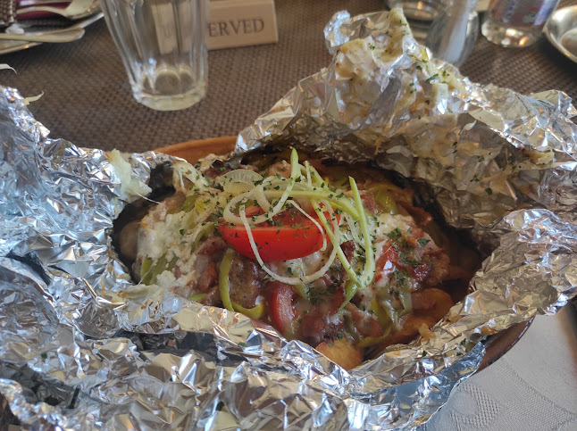 Zrínyi Sörkert Étterem - Vendéglátás