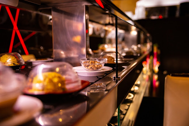 Wasabi Running Sushi & Wok Restaurant - Budapest