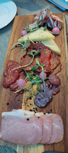 SZÉK Restaurant & Bar - Vendéglátás