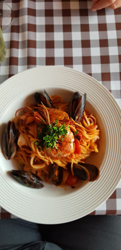 Trattoria Amici - Vendéglátás