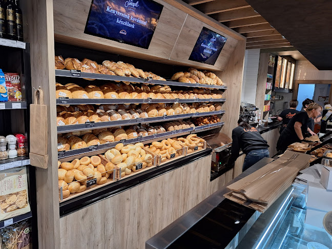 Opinii despre Serczli BAR în Göd - Vendéglátás