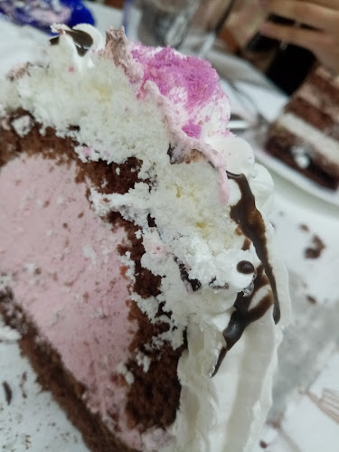 Opinii despre Zöldfa Vendéglő, Étterem és Cukrászüzem în Hatvan - Vendéglátás