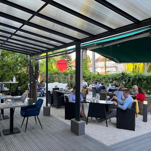 Hanami Bistro - Vendéglátás