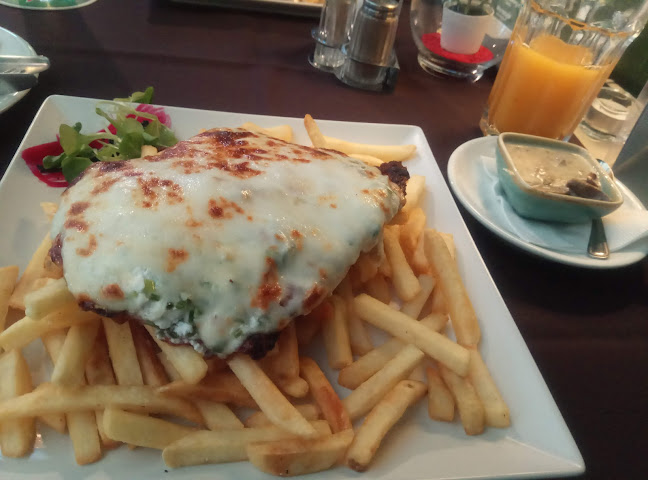 La Donna Pizzéria - Vendéglátás