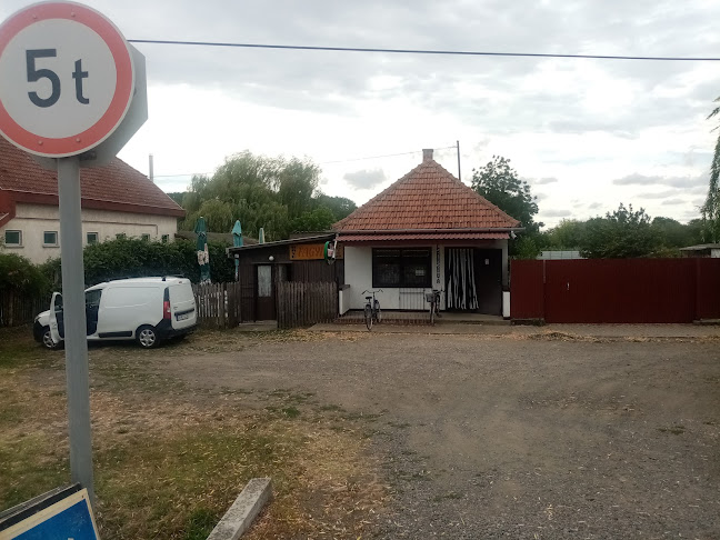 Opinii despre Csaba Söröző în Jászalsószentgyörgy - Vendéglátás