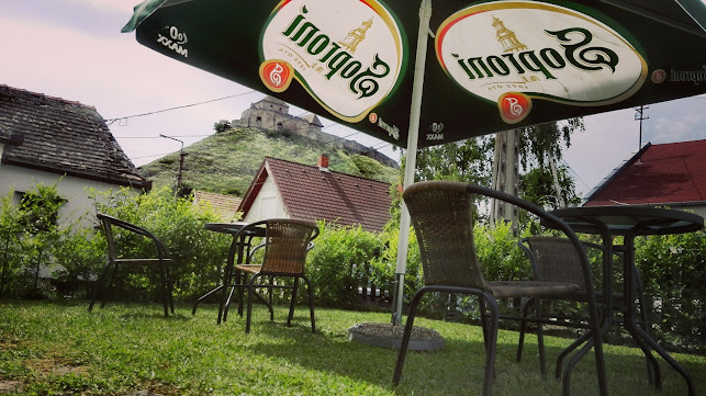 Sarki Kiskocsma - Vendéglátás