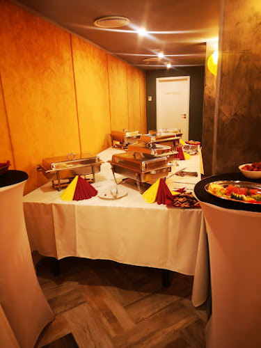 Comentarii opinii despre KultPont Kávézó és Kamaraterem