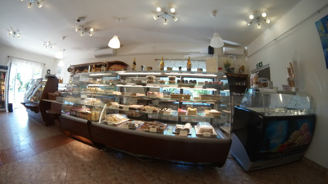 PILLE Pékség, Fagyizó és Cukrászat - Vendéglátás