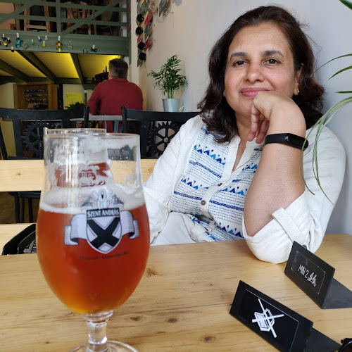 Opinii despre Vinikli - local drinks & stuff în Budapest - Vendéglátás