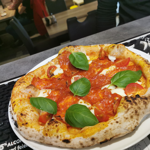 Opinii despre Finucci Pizzeria • Coffee în Nagykőrös - Vendéglátás