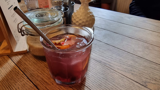 Comentarii opinii despre Pajti