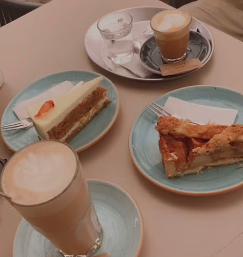 Comentarii opinii despre Szifon Espresso Bár