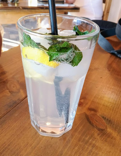 Buffalo Pizzéria - Vendéglátás