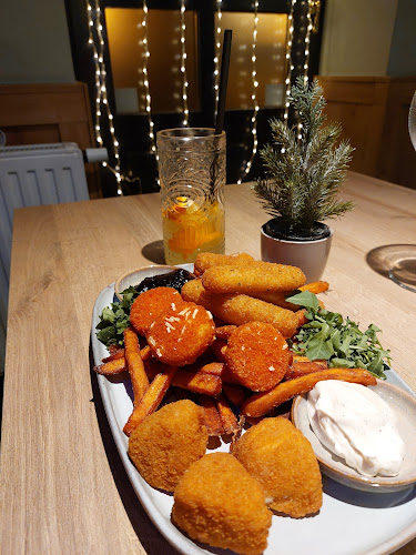 Travel Kávézó és Terasz - Vác