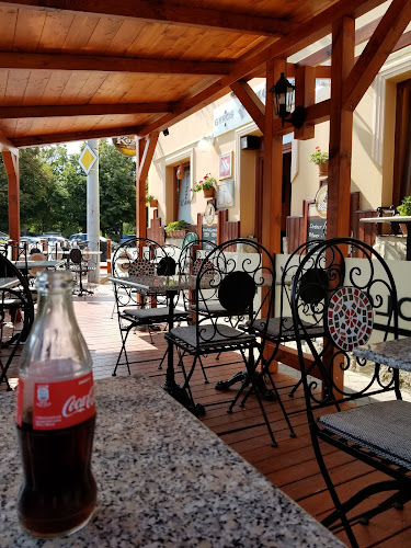 Pizzeria L'angolo - Vendéglátás