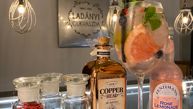 Opinii despre Ladányi Cukrászda Debrecen în Debrecen - Vendéglátás