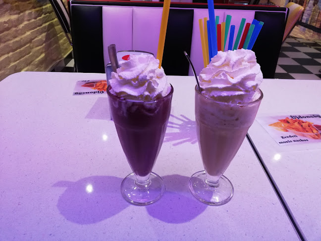 WOW American Retro Diner - Budapest