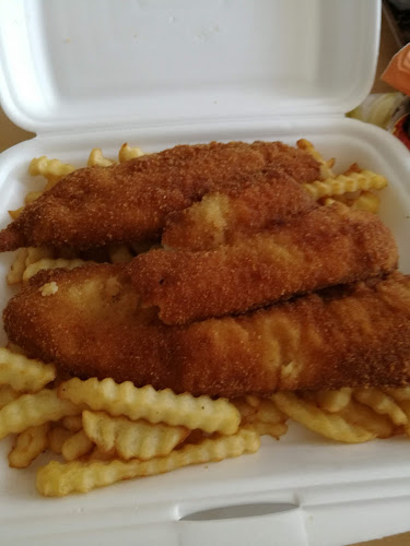 Opinii despre Rózsa Presszó Étterem & Fagyizó în Kál - Vendéglátás