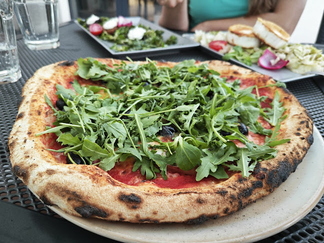 Pizza & Wurlitzer - Vendéglátás