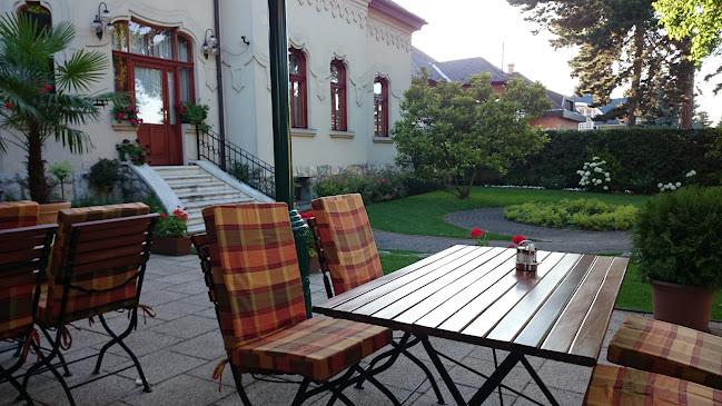 Opinii despre Koronakert Étterem în Budapest - Vendéglátás