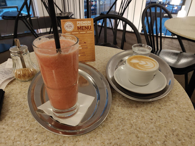 Comentarii opinii despre Mon Café