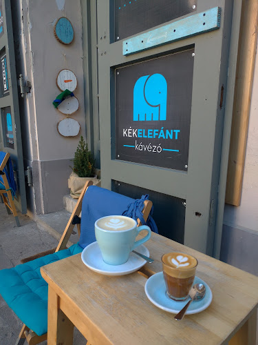 Comentarii opinii despre Kék Elefánt Kávézó