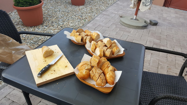 Opinii despre Trapéz Presszó în Kecskemét - Vendéglátás