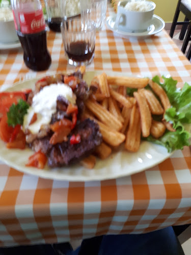 Piroska étterem - Vendéglátás