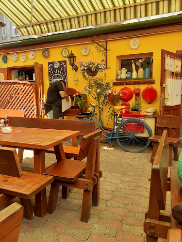 Sopron, Várkerület 83, 9400