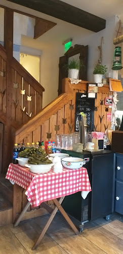 Keszegsütő Budapest - Vendéglátás