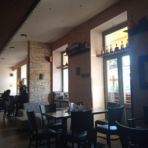 Comentarii opinii despre Mediterrán Cafe