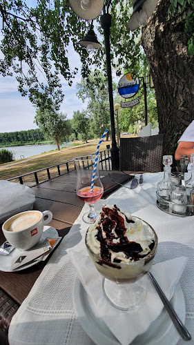 Comentarii opinii despre Hullámtér Vendéglő