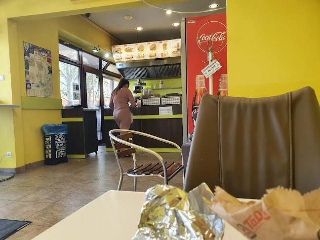 Comentarii opinii despre Mr. Taqi