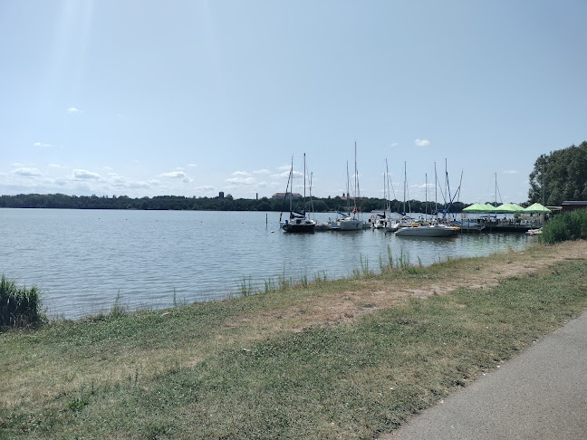 Tata, Tópart stny. 1, 2890