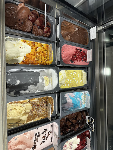 History fagyizó és terasz - Vendéglátás