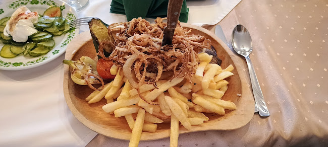 Opinii despre Ilka Csárda Panzió în Göd - Vendéglátás