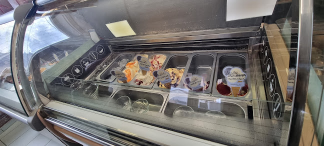 Comentarii opinii despre Édes kettes Cukrászda